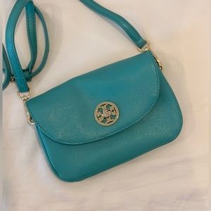 Tory Burch Foldover Turnlock Logo
Crossbody Turquoise